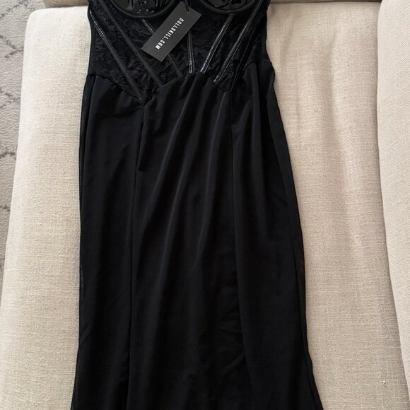 BRAND NEW WITH TAGS Sexy Vampire Inspired Dress - Picture 6 of 6